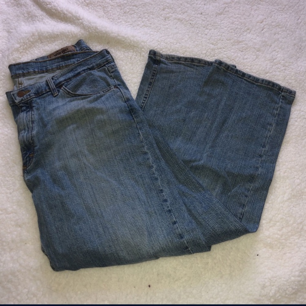 Men’s 38x30 Wrangler Jeans 👖